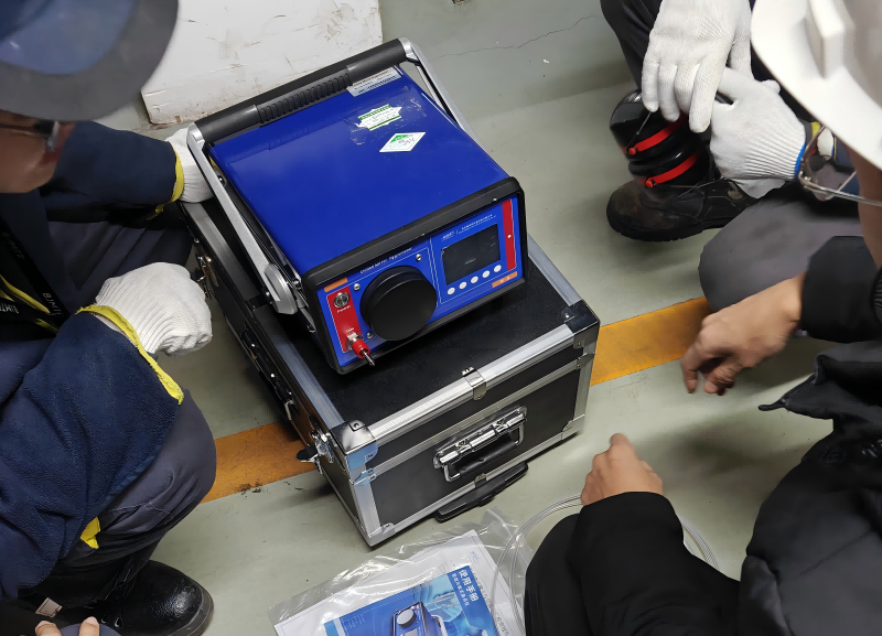 朝露 精密智能露点仪 朝露 精密智能露点仪